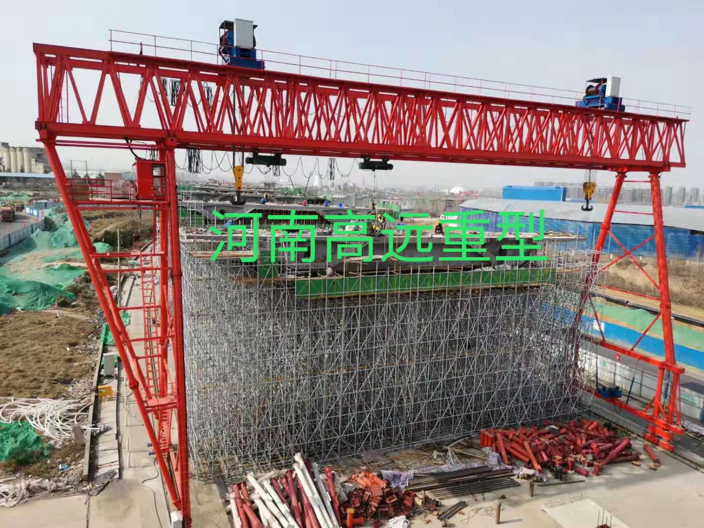 重慶勝和建筑工程有限公司拉薩提布崗項目，采購我廠ME60+60T-36M-9M-2臺，10T-36M-9M-4臺龍門吊